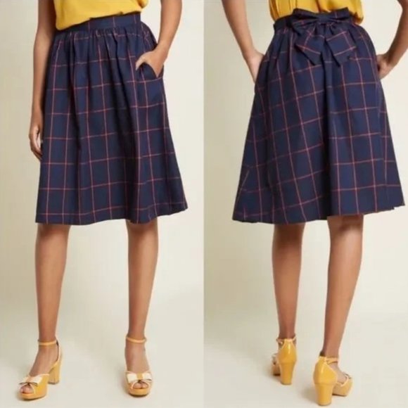 Refined Timing A-line Skirt - Picture 1 of 3